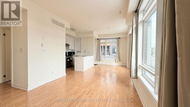 Building Photo - 370 Red Maple Rd