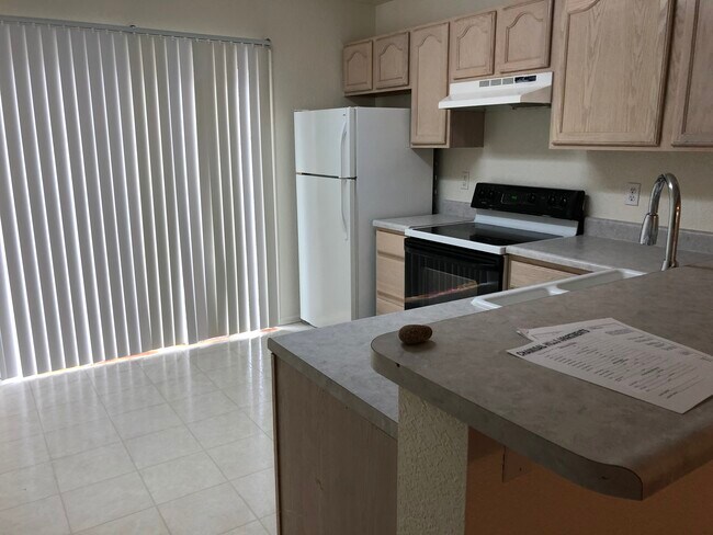 Kitchen - 32 Yorkshire Rd