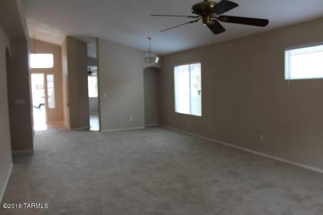 Foto del edificio - 7254 W Maple Ridge Dr