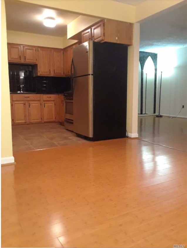 Foto principal - 3614 Baychester Ave