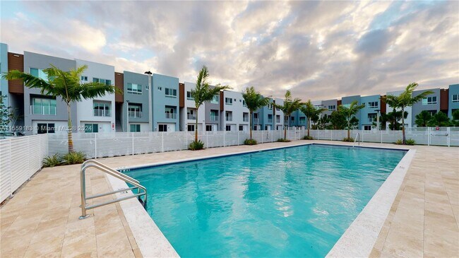 Foto del edificio - 2555 NE 193rd St