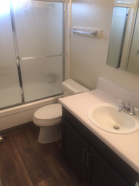 Remodeled Bathroom - Del Medio Garden Apartments