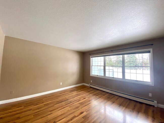 Foto del edificio - LONGTERM KENAI TOWNHOME