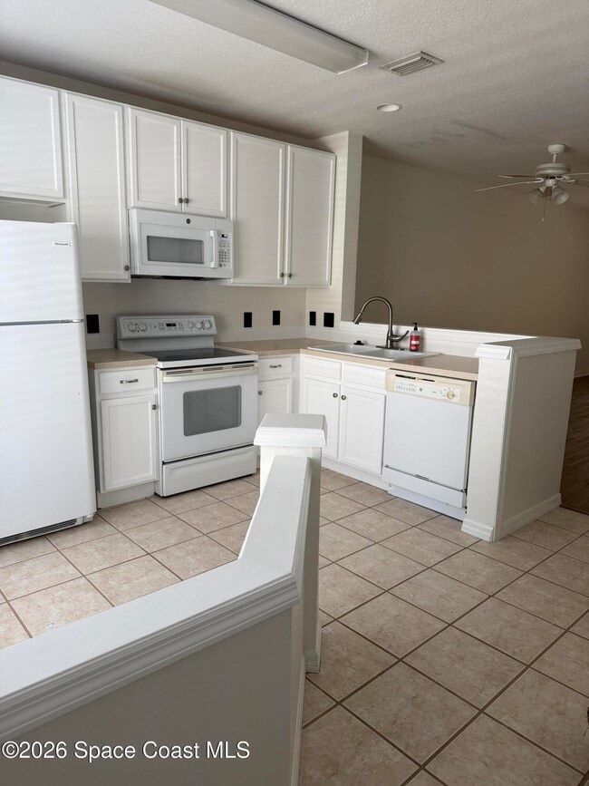 Building Photo - 1361 Hampton Park Ln