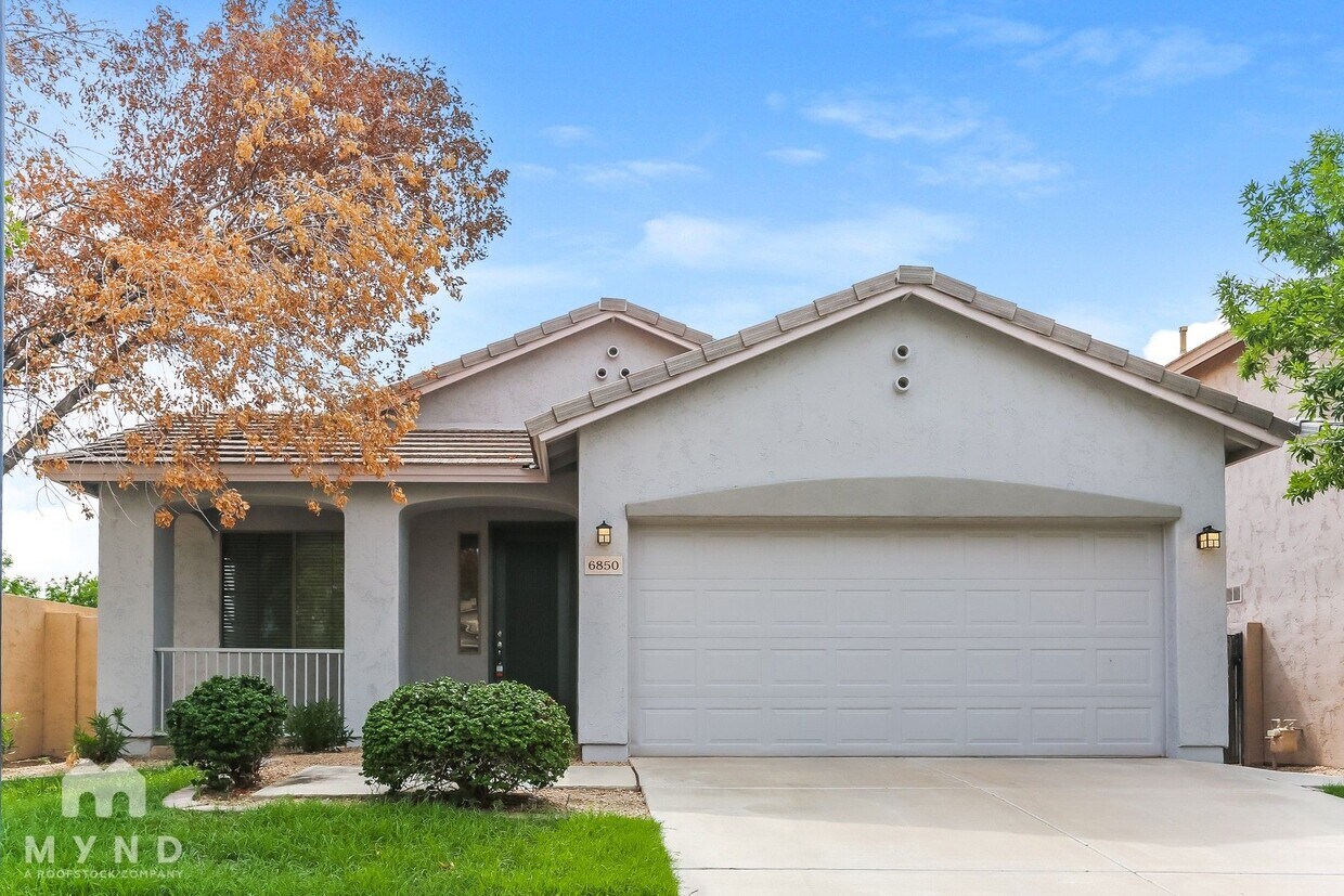 Foto principal - 6850 S 26th St