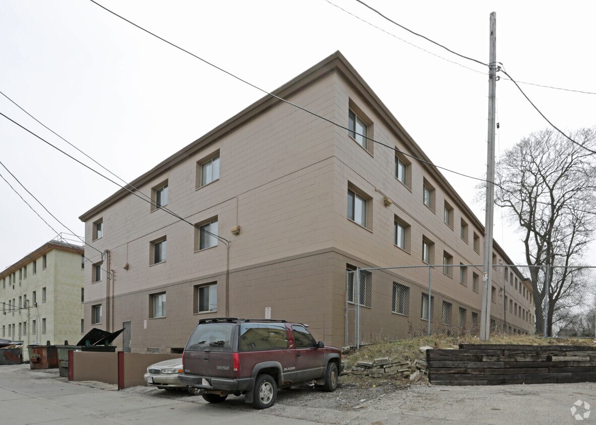 Foto del edificio - Highlander