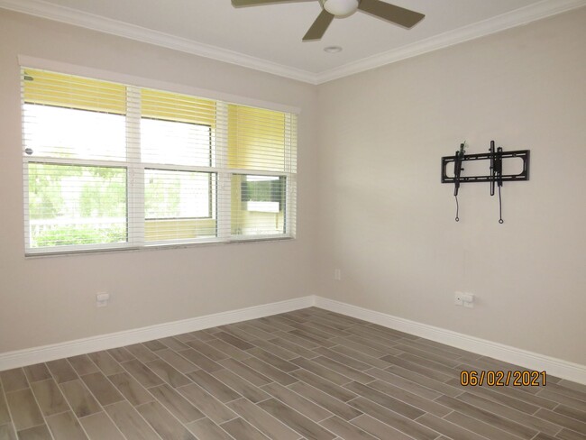 Foto del edificio - 3 bedroom 2.5 bath in Wiregrass Ranch