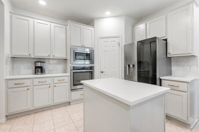 Foto del edificio - 11817 Lake Stone Dr