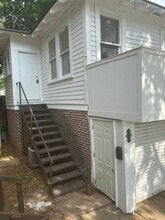 Building Photo - 3307 Creswell Ave