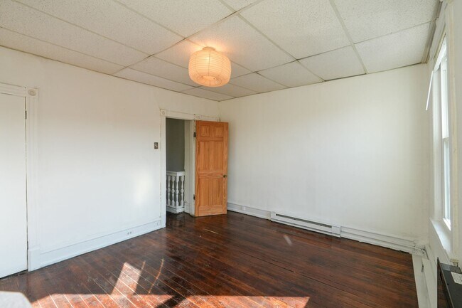 Foto del edificio - 2127 Morris St