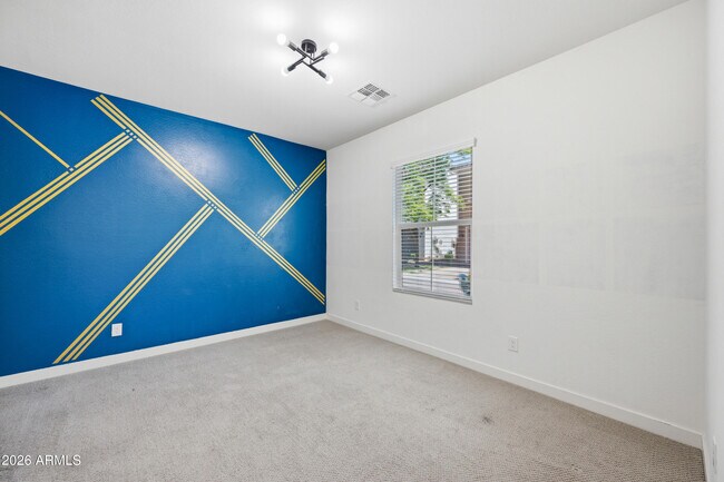 Building Photo - 17247 N 10th St