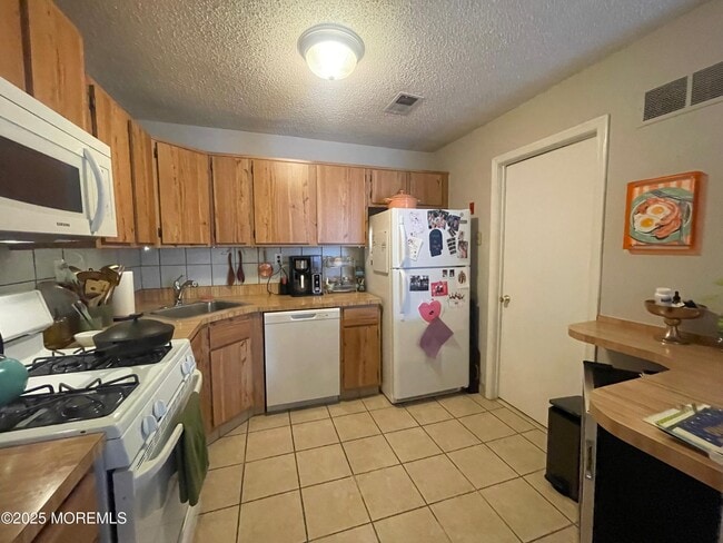 Building Photo - 57 Frontier Way
