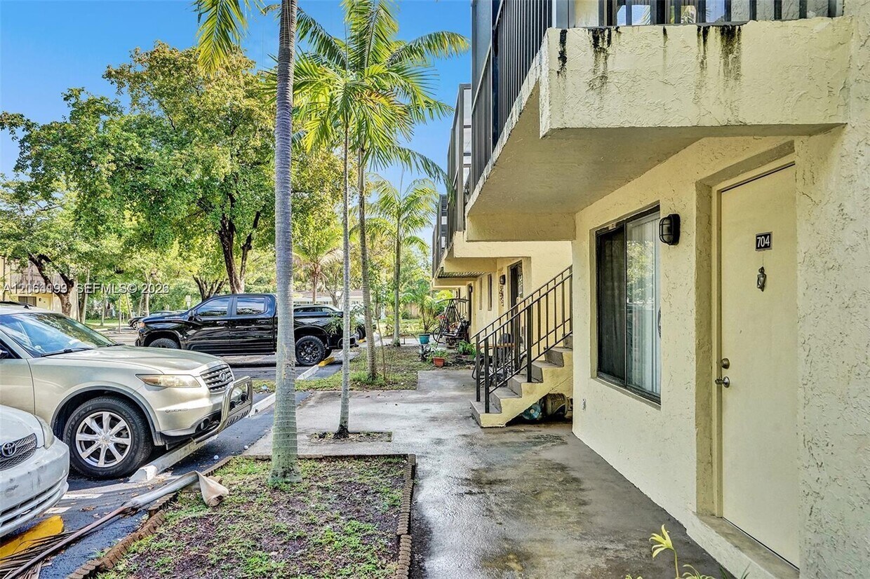 Foto del edificio - 1065 S Flagler Ave