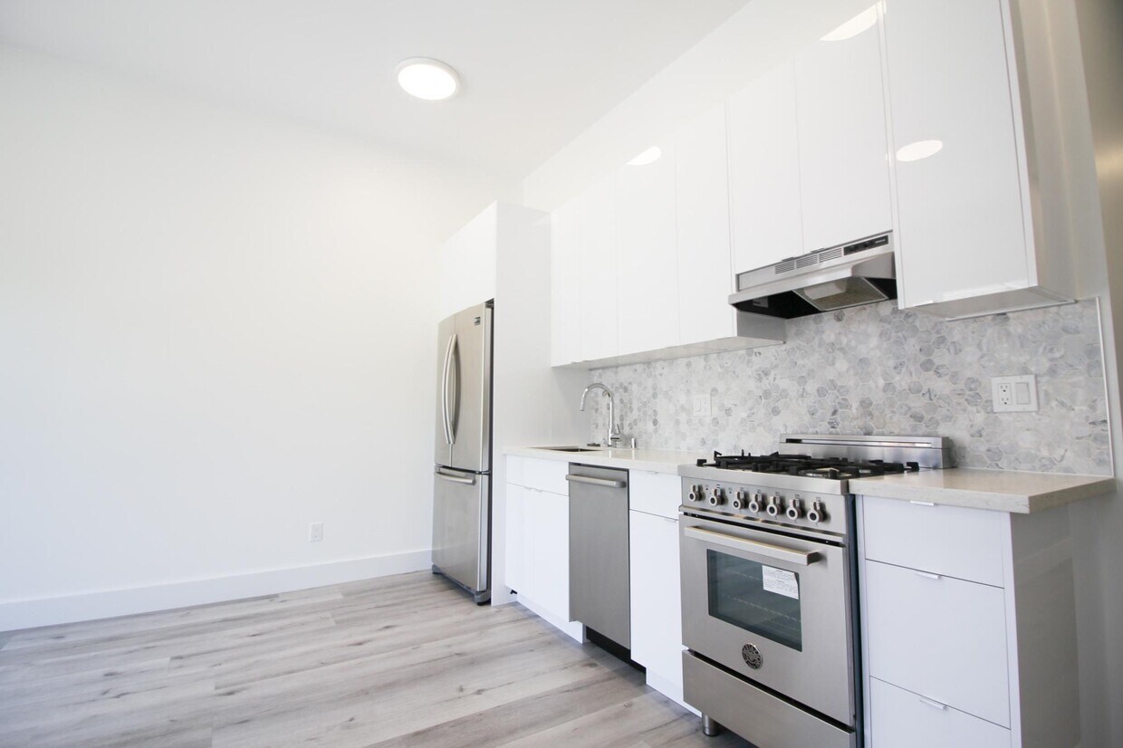 Foto principal - 759 6th Ave