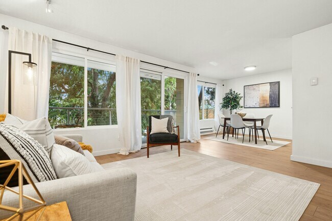 Foto del edificio - 1311 12th Ave S