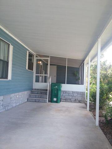 Building Photo - 1609 Ridge Dr