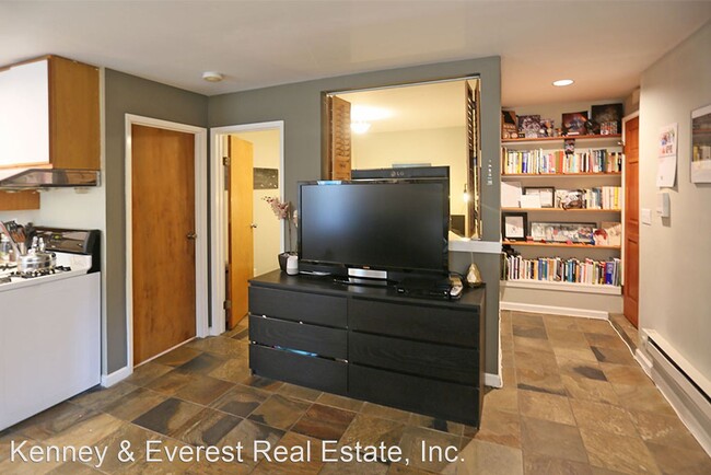 Building Photo - 1 br, 1 bath House - 1825 A Lombard