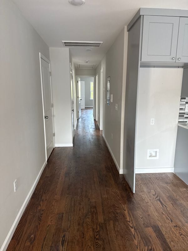 Building Photo - 224 S 6th St