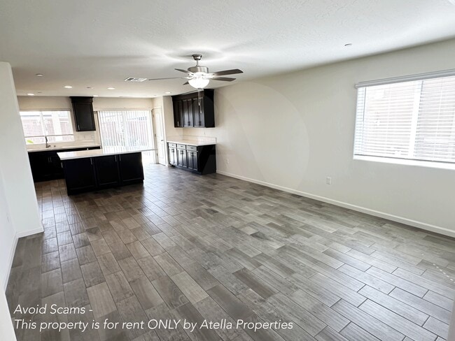 Building Photo - 1373 S Autumn Breeze Ct