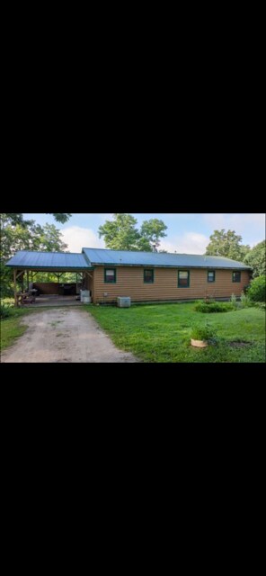 Foto del edificio - 113 State Park Rd