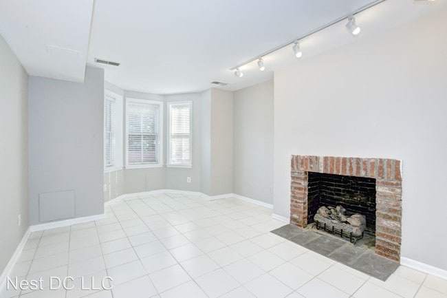 Building Photo - 1 br, 1 bath House - 1011 S St NW Unit A