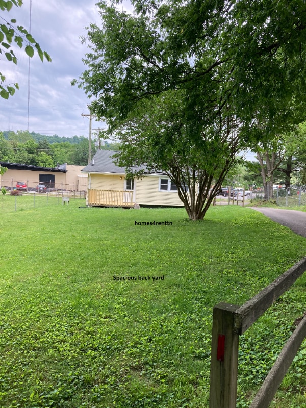 Photo - 522 Radford Pl