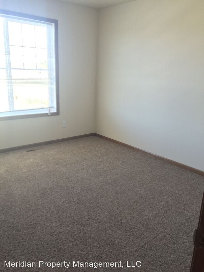 4 br, 3 bath House 1135 Commander Dr House Rental in West Fargo, ND