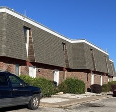 Building Photo - 2600 Adams St