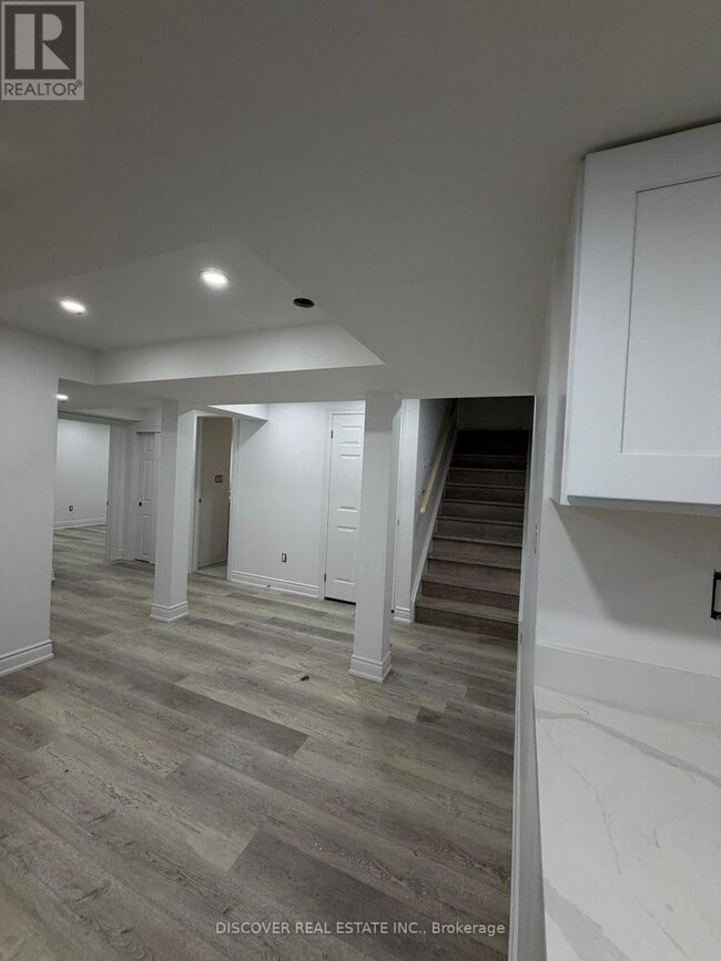 Building Photo - 1569 Pennel Dr