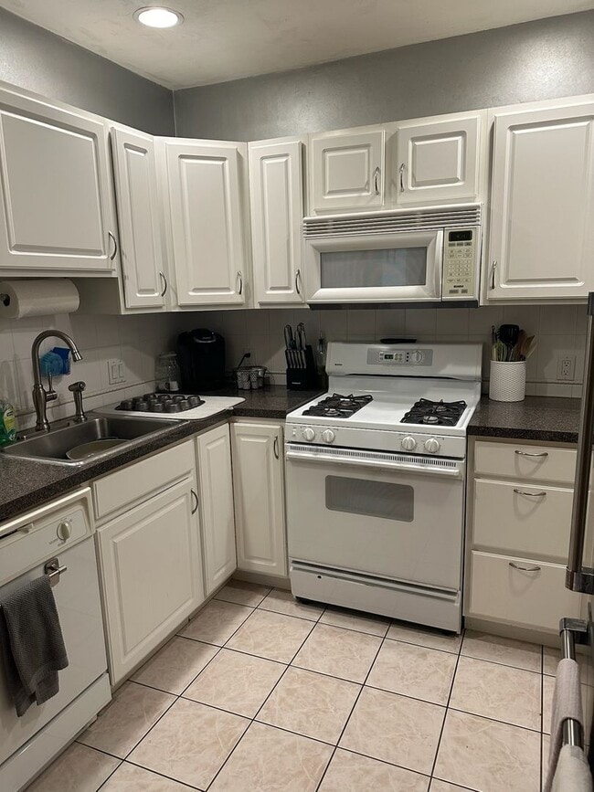 Wonderful opportunity to lease this amazin... - Wonderful opportunity to lease this amazin... Apartment