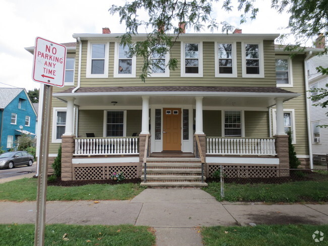 Building Photo - 1849 W 65th St