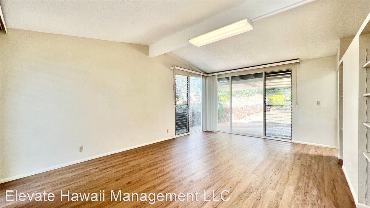 4 br, 2 bath House 981204 Pakalana Street House Rental in Aiea, HI