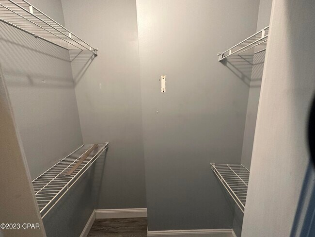 Foto del edificio - 21616 Dolphin Ave
