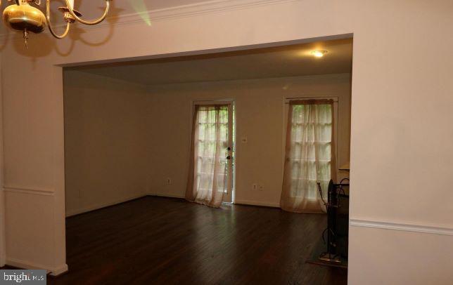 Foto del edificio - 425 Old Town Ct