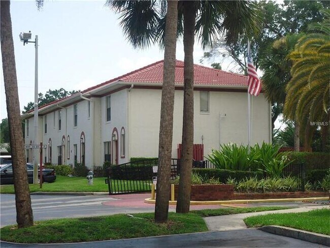 Foto del edificio - HIDDEN CREEK CONDO-1602 Bending Brook Way ...