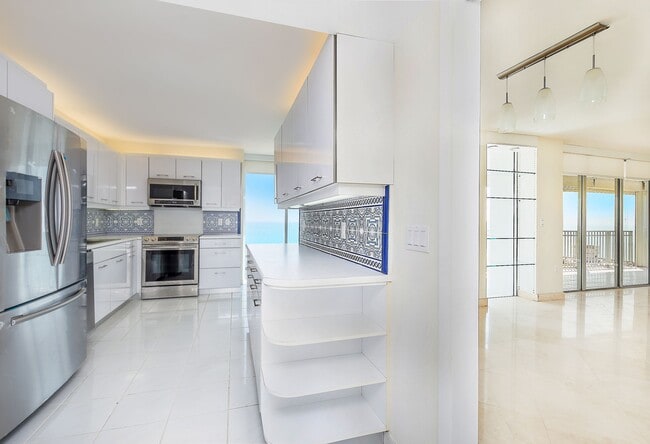 Foto del edificio - 881 Ocean Dr