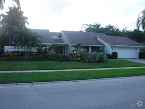 Building Photo - 10571 Boca Woods Ln
