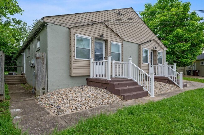 Building Photo - 8269 Sandy Ln