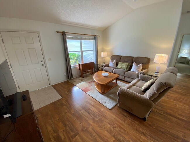 Building Photo - Beautiful 3 + 2 Fully Furnished/Turnkey AN...