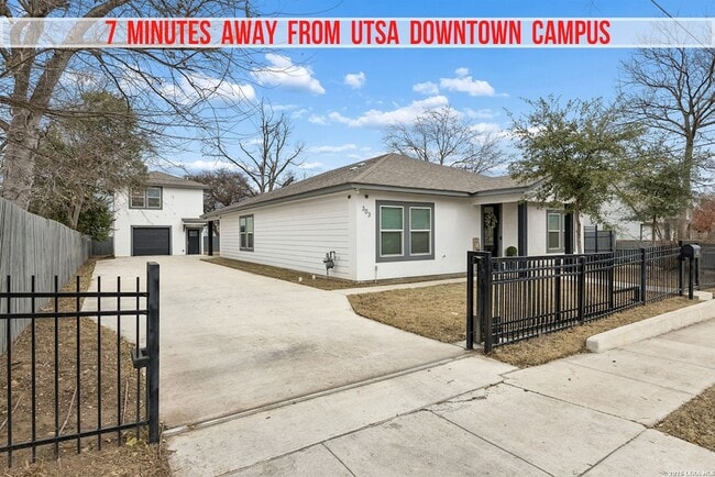 Photo - 303 Pendleton Ave House