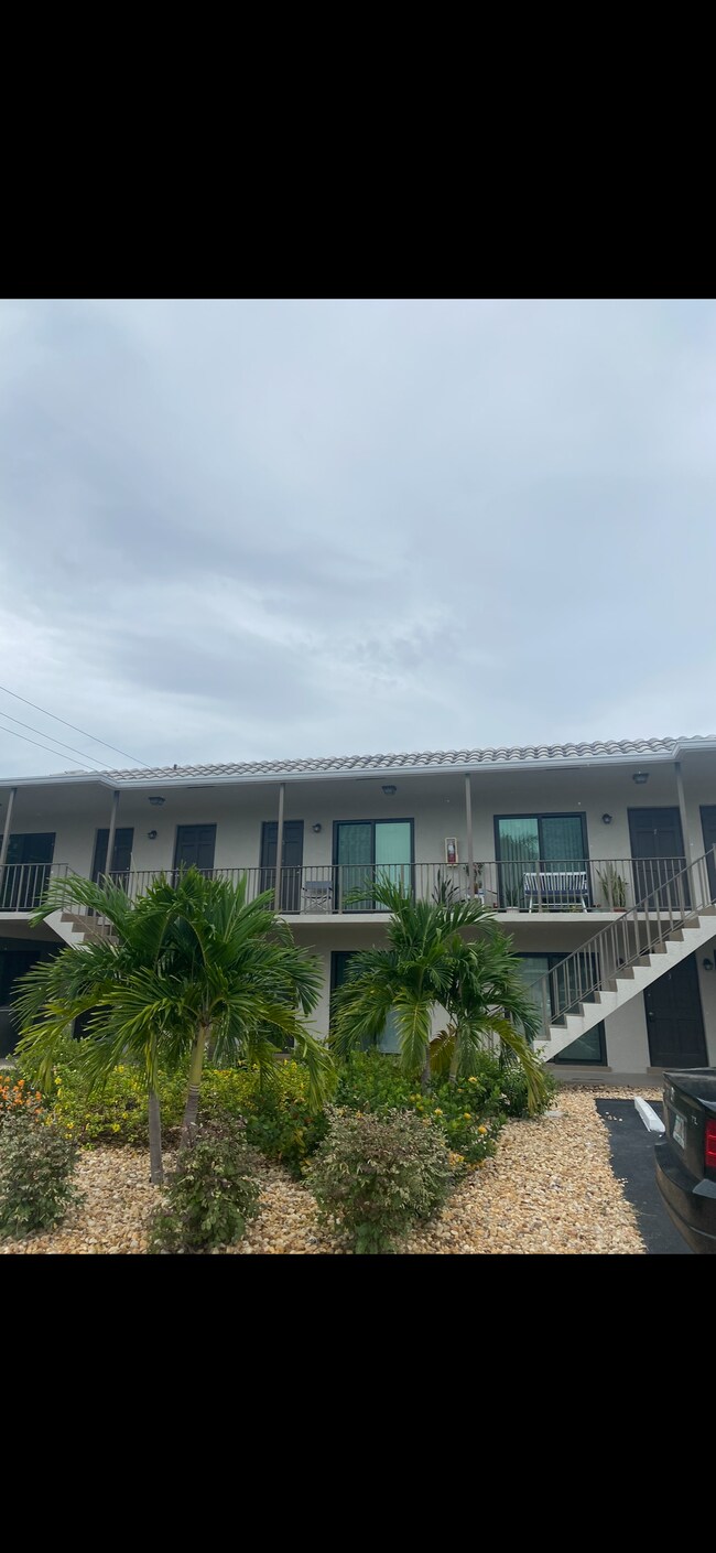 Área de jardín - 521 NE 45th St