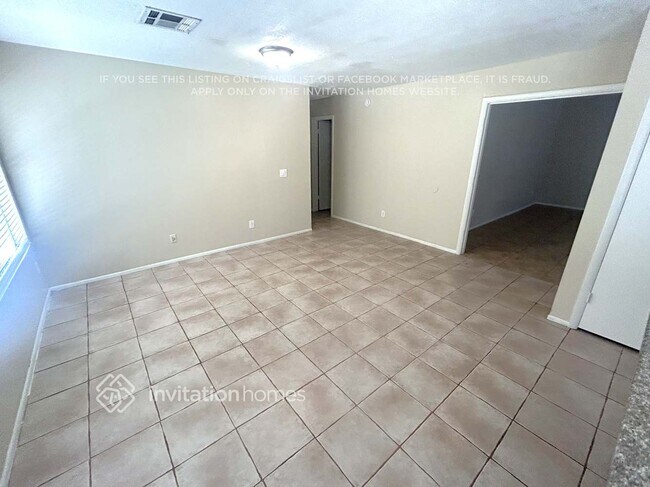 Building Photo - 7441 W Krall St