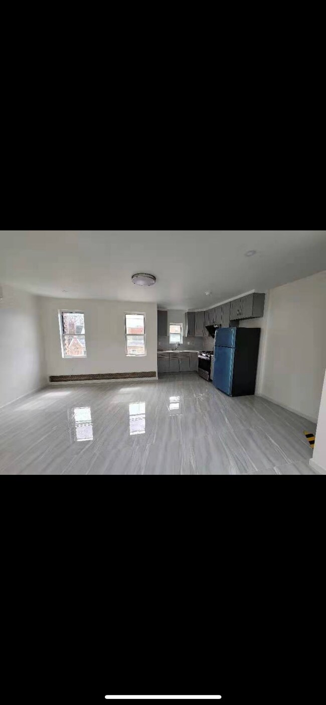Building Photo - 1818 Avenue X