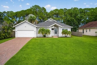 Building Photo - 4059 SW Kamsler St