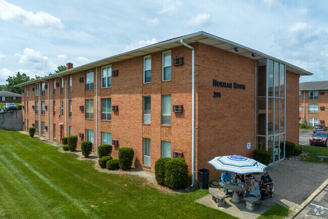 Foto del edificio - Zahra Apartments in Miamisburg