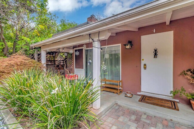 Foto del edificio - 1917 Euclid Ave