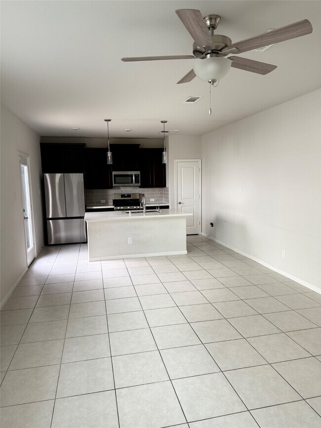 Foto del edificio - 31127 Mahogany Fir Trl