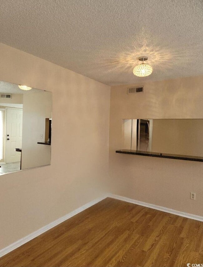 Building Photo - 1100 Possum Trot Rd