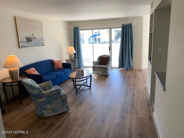 Foto del edificio - 10155 Beach Dr SW