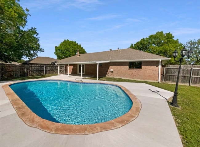 Building Photo - 6807 Abilene Dr